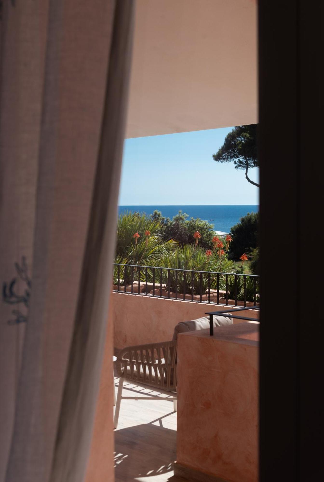 Hotel Cala Caterina Виласимиус Екстериор снимка
