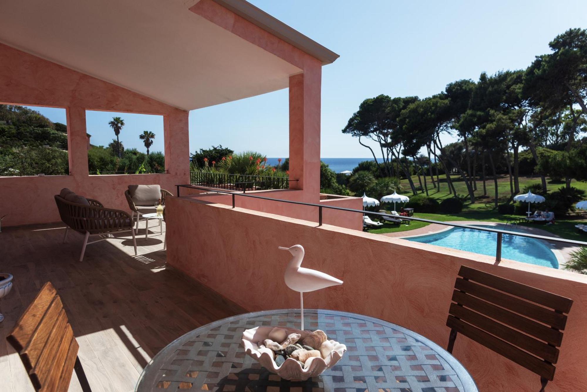 Hotel Cala Caterina Виласимиус Екстериор снимка